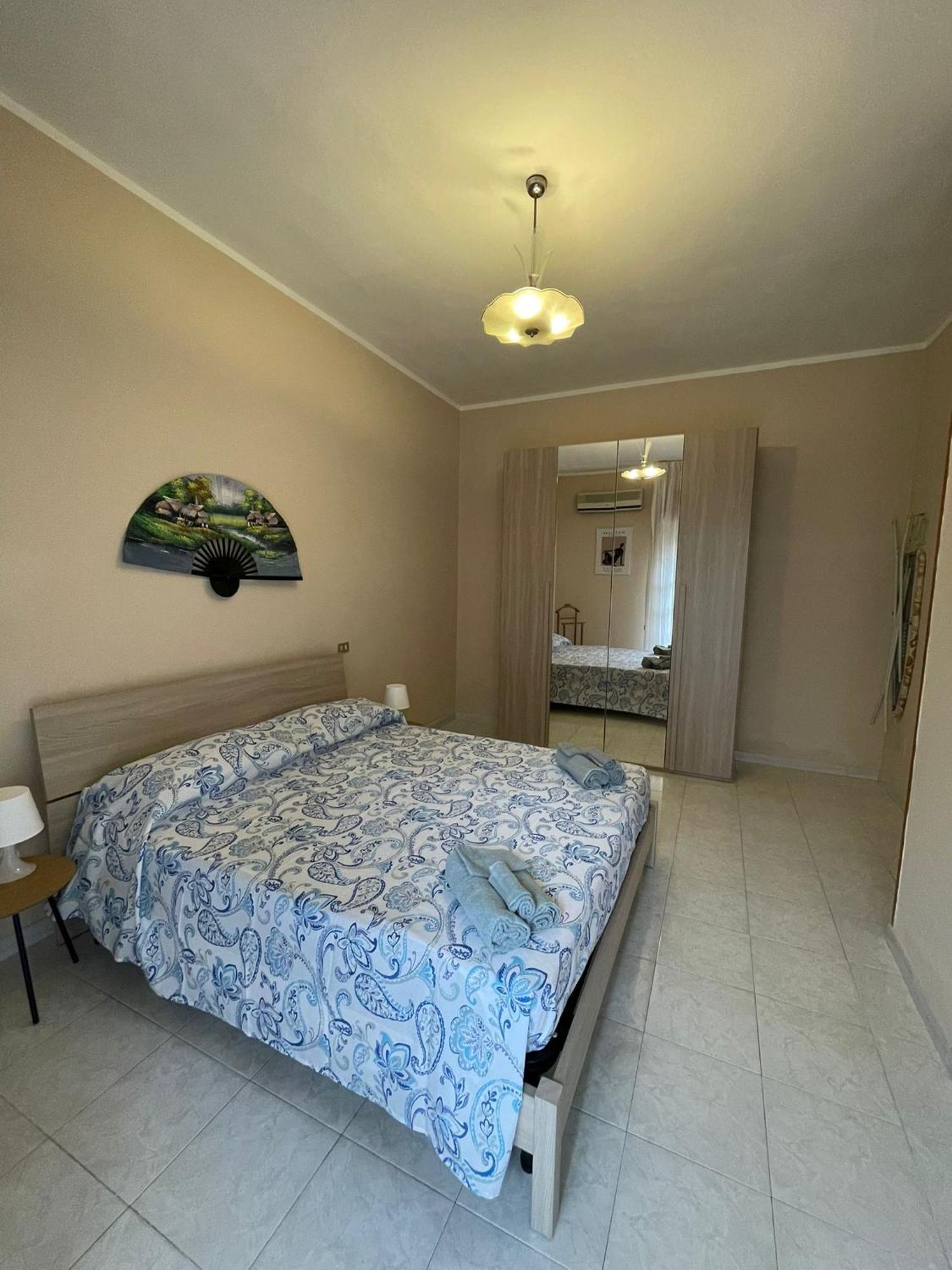 Casa Elena Apartment Cagliari Ngoại thất bức ảnh